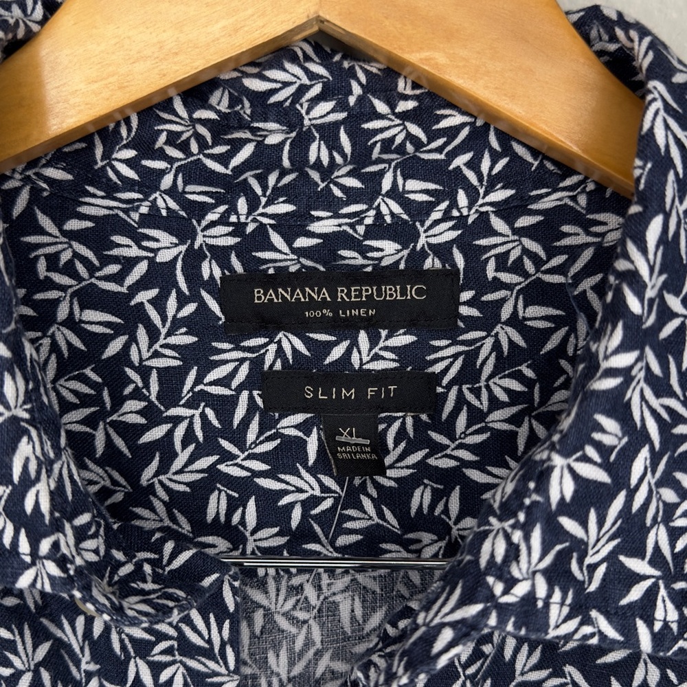 Banana Republic Men's XL Slim Fit 100% Linen Shirt in Blue/White